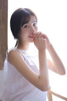 老婆运动时接听老公电话
